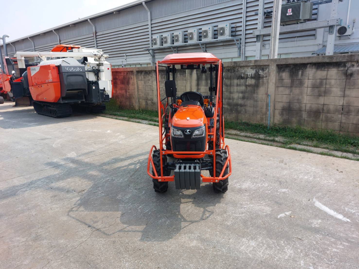 Kubota B2740S used tractor