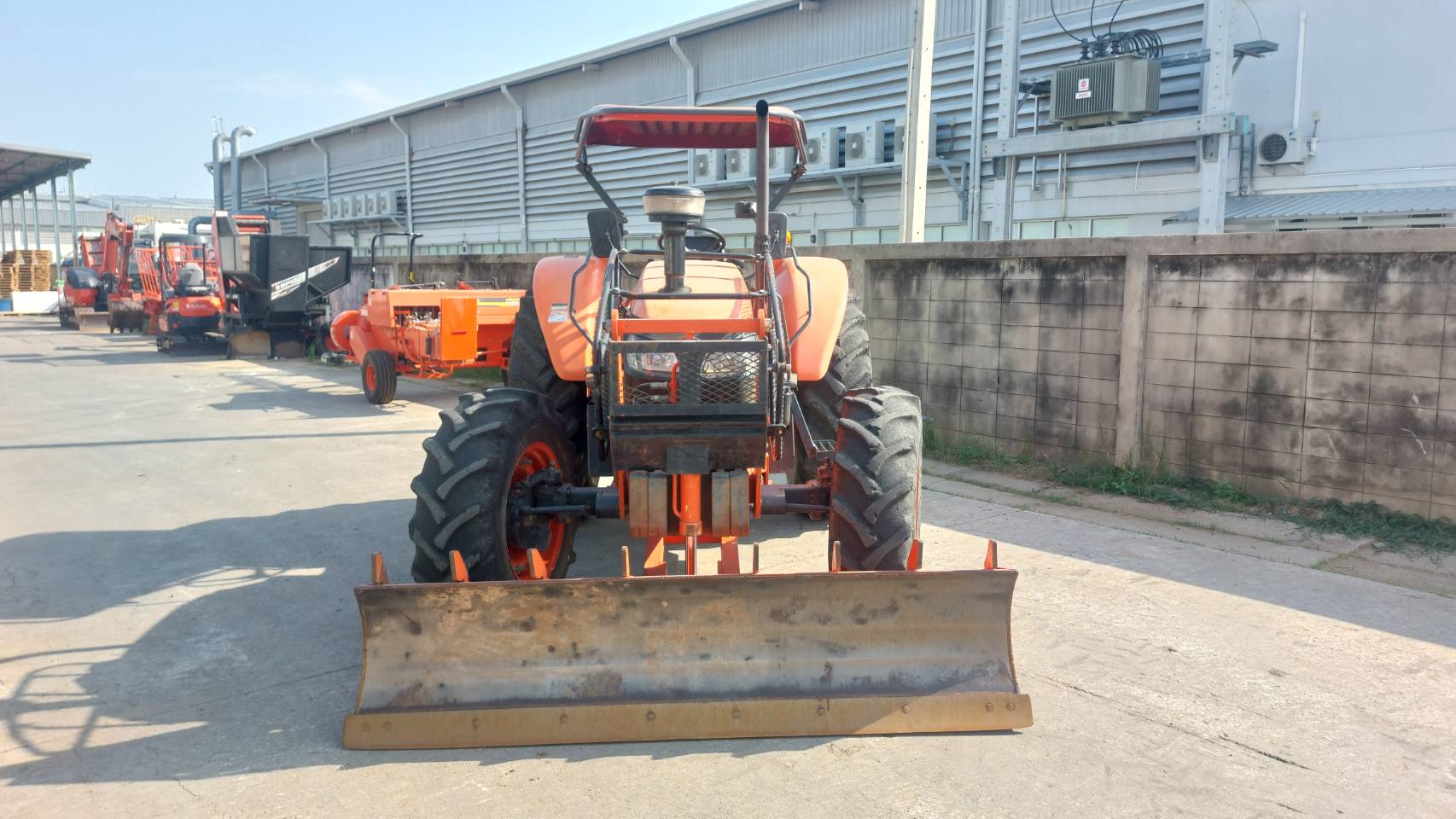 Kubota M108S-B used tractor