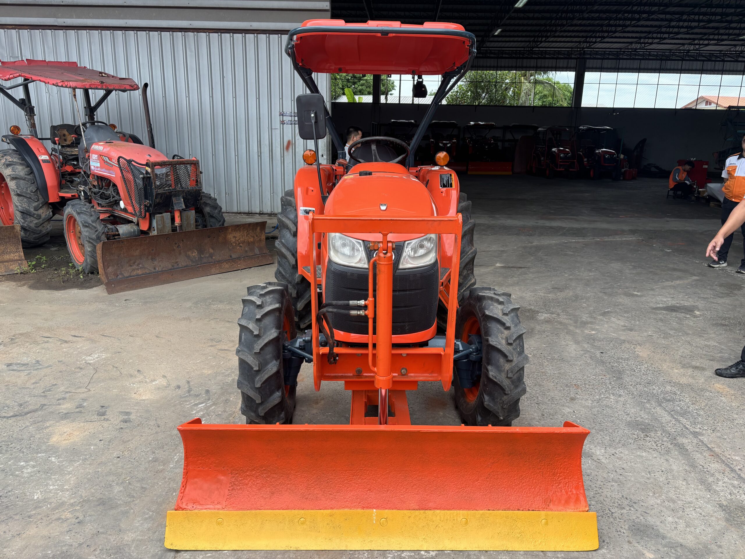 L3608DT used tractor - used-01
